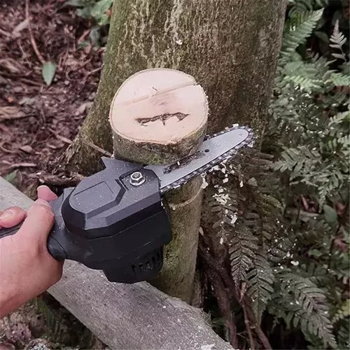 Mini Motosierra Eléctrica De Mano - Potencia de corte en la palma de tu mano