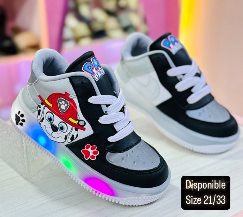 ZAPATILLAS PAW PATROL: ¡Diversión y estilo en cada paso!