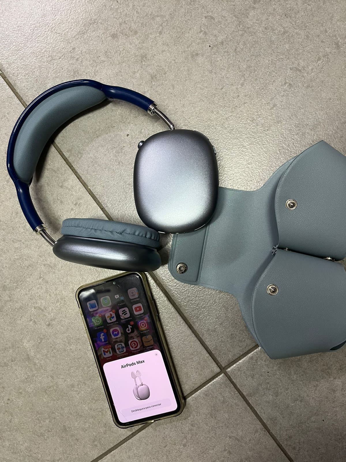AIRPODS MAX 1.1: Potencia, Estilo y Comodidad en Uno